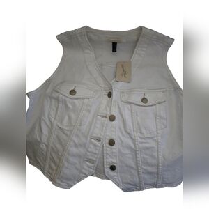 Universal Thread White Denim Vest